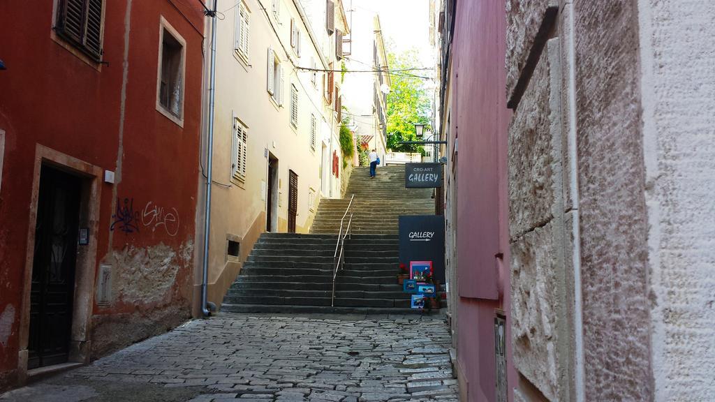 Apartment Asja Old City Center Pula Zewnętrze zdjęcie