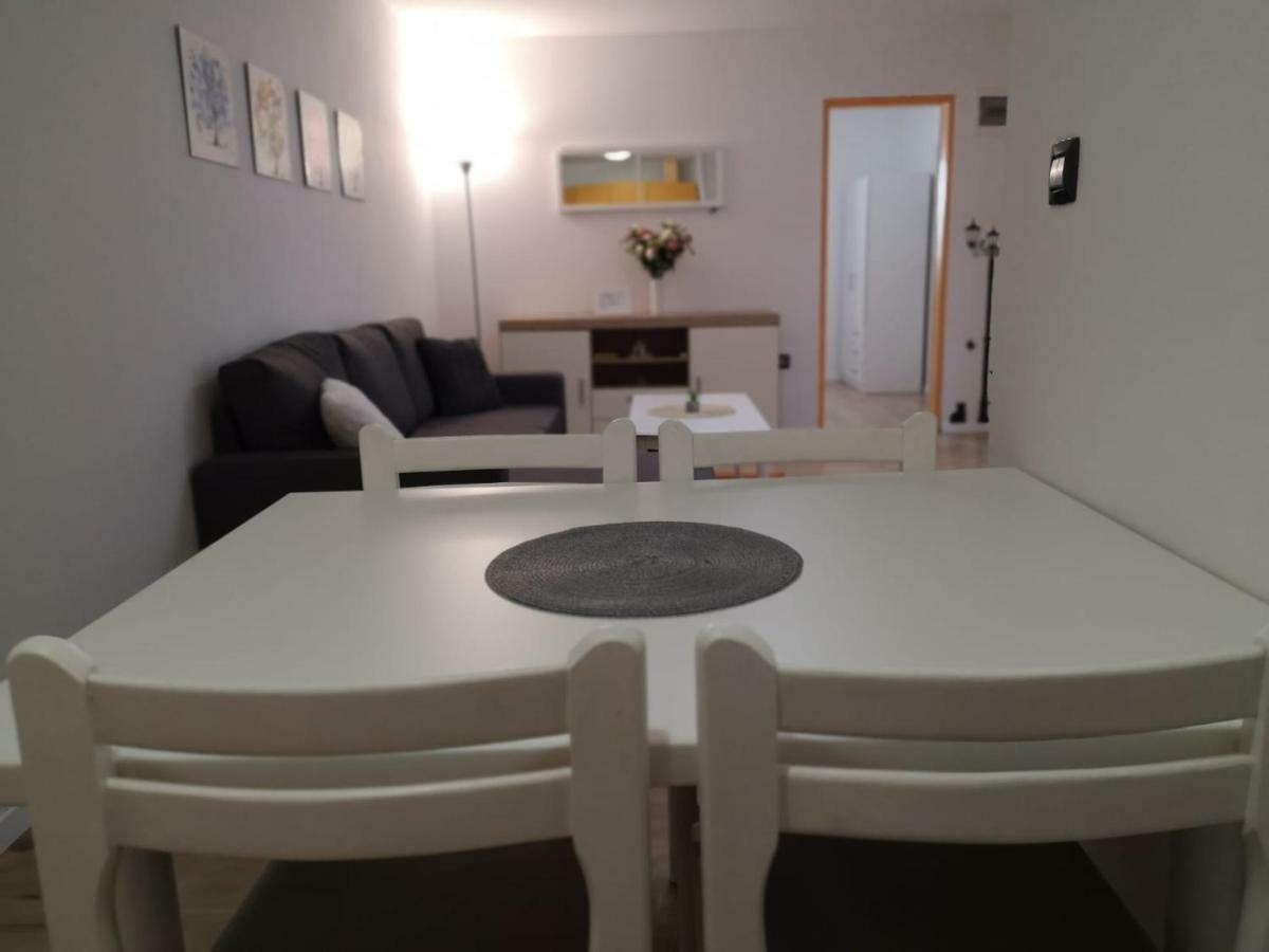 Apartment Asja Old City Center Pula Zewnętrze zdjęcie