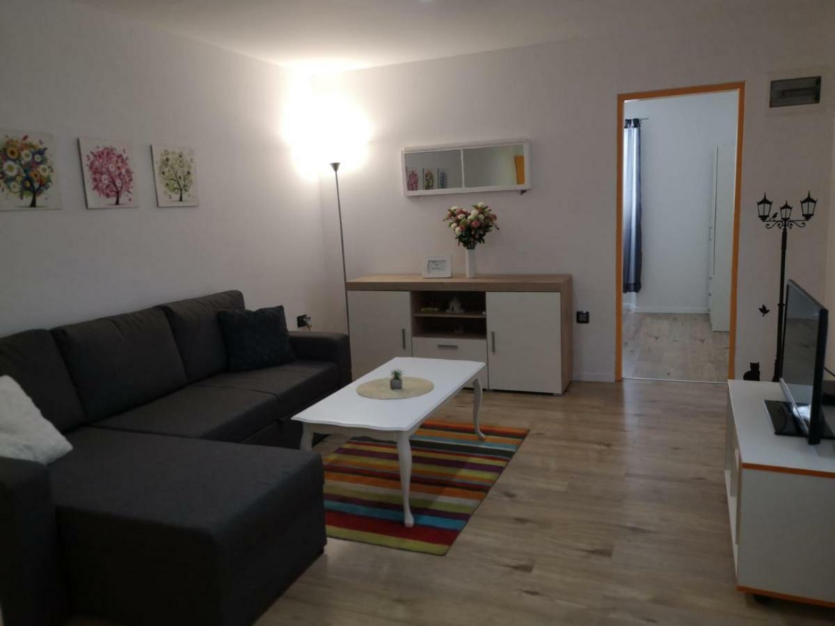 Apartment Asja Old City Center Pula Zewnętrze zdjęcie