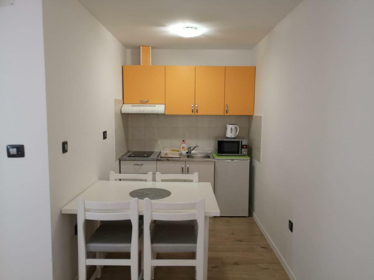 Apartment Asja Old City Center Pula Zewnętrze zdjęcie