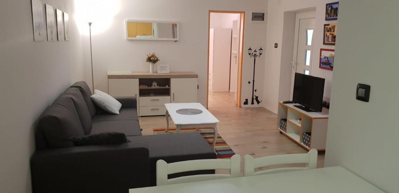 Apartment Asja Old City Center Pula Zewnętrze zdjęcie